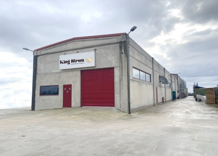 Ποιοί είμαστε